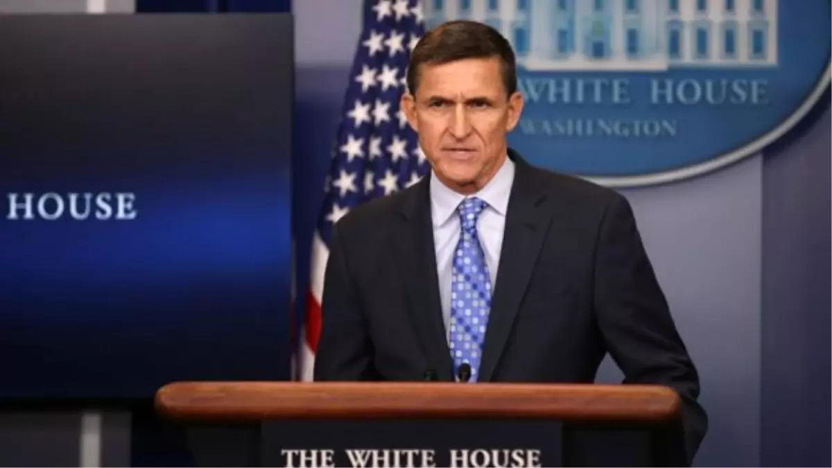 Flynn\'in İstifasını Trump İstedi"