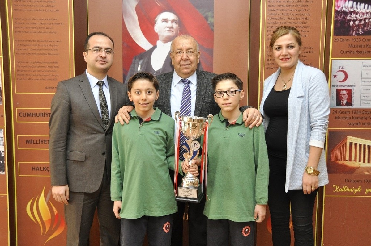 İkiz Kardeşler, Bisiklet Yarışında Türkiye İkincisi Oldu