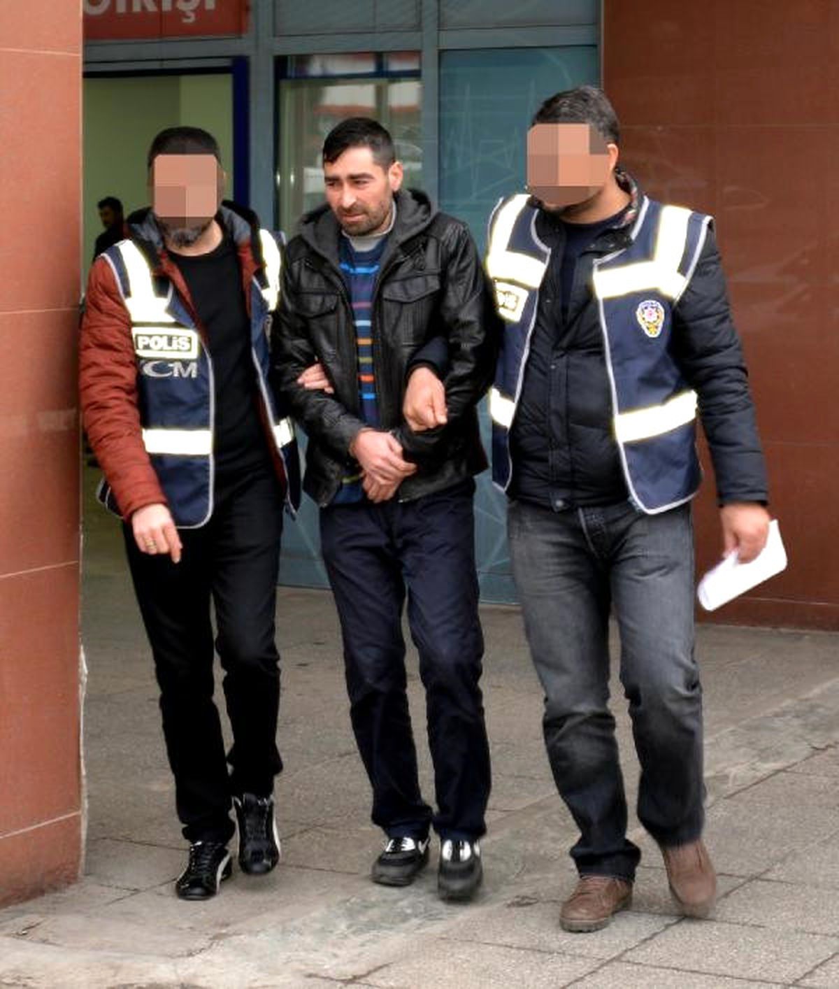 Kahramanmaraş\'ta Uyuşturucu Operasyonu: 3 Gözaltı