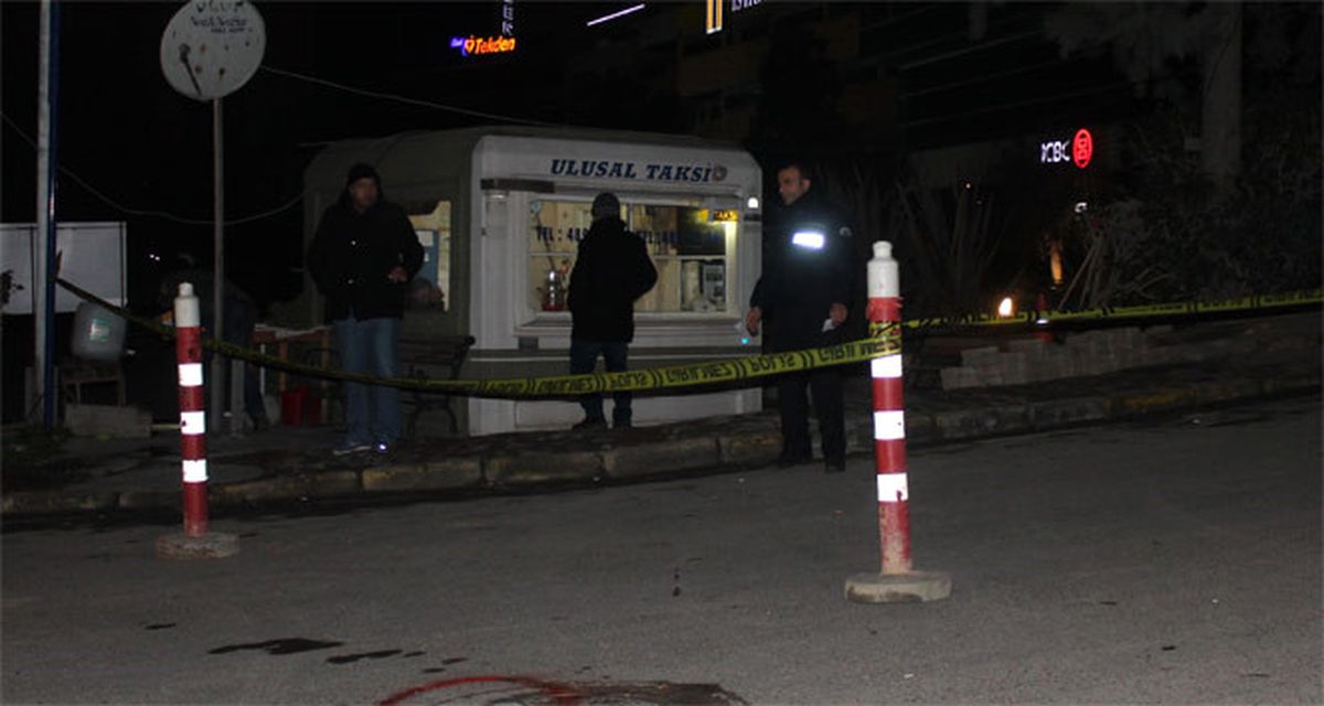 Maltepe de Taksi Durağına Ateş Açıldı: 1 Yaralı