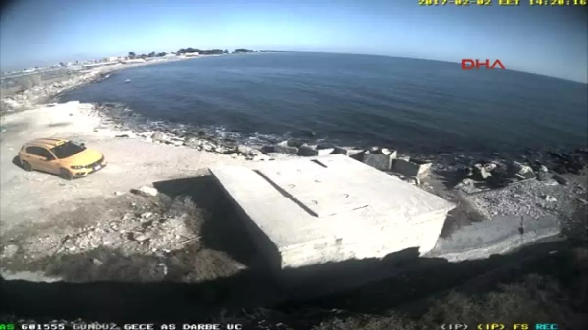 Mersin Market Soyguncuları Kayıt Cihazını Yakarken Kameraya Yakalandı