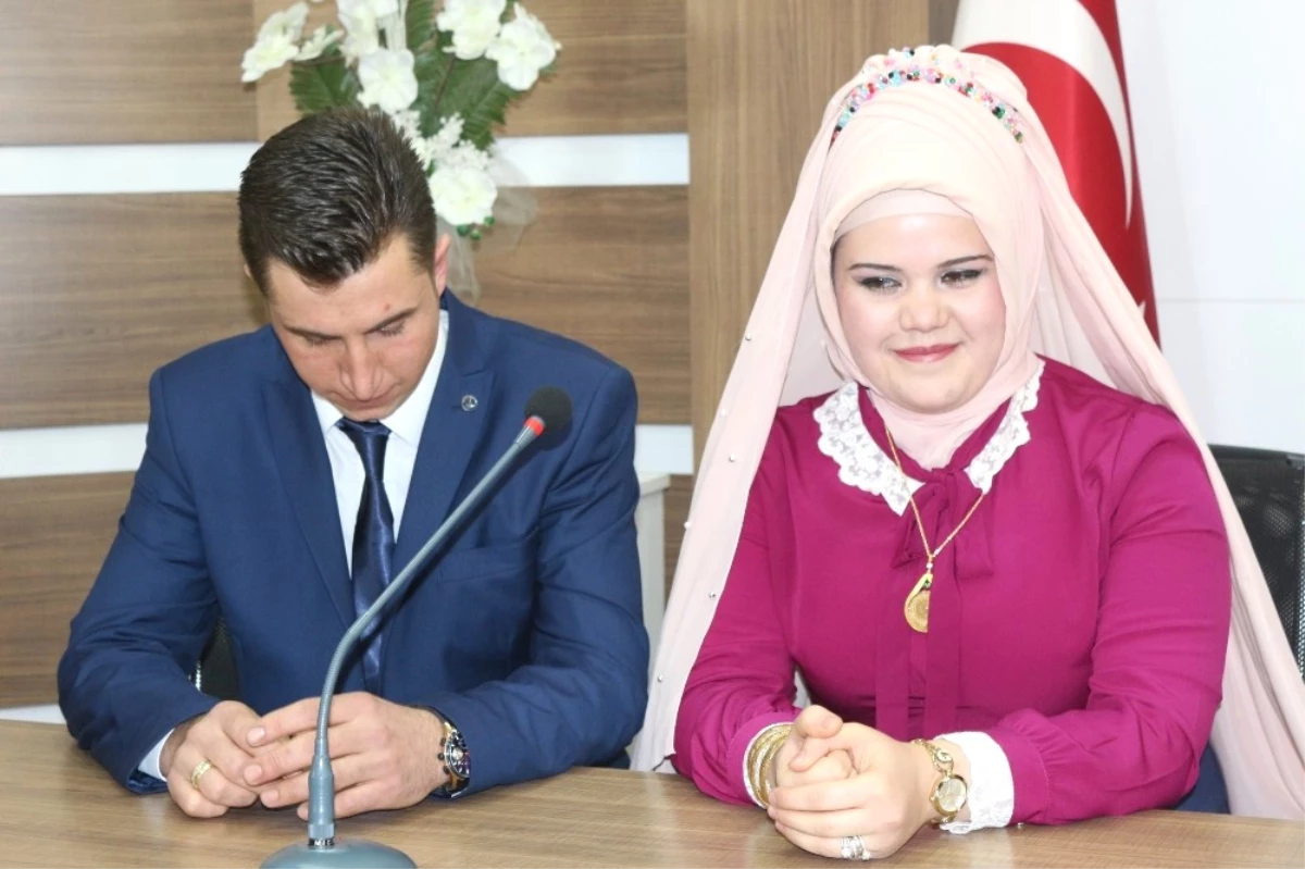 Niğde\'de 14 Şubat\'ta 11 Çift Nikah Kıydırdı