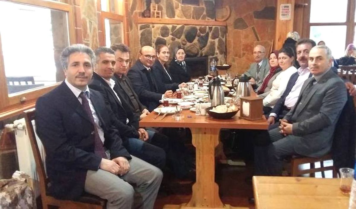 Öğretmen ve Veliler Kahvaltıda Buluştu