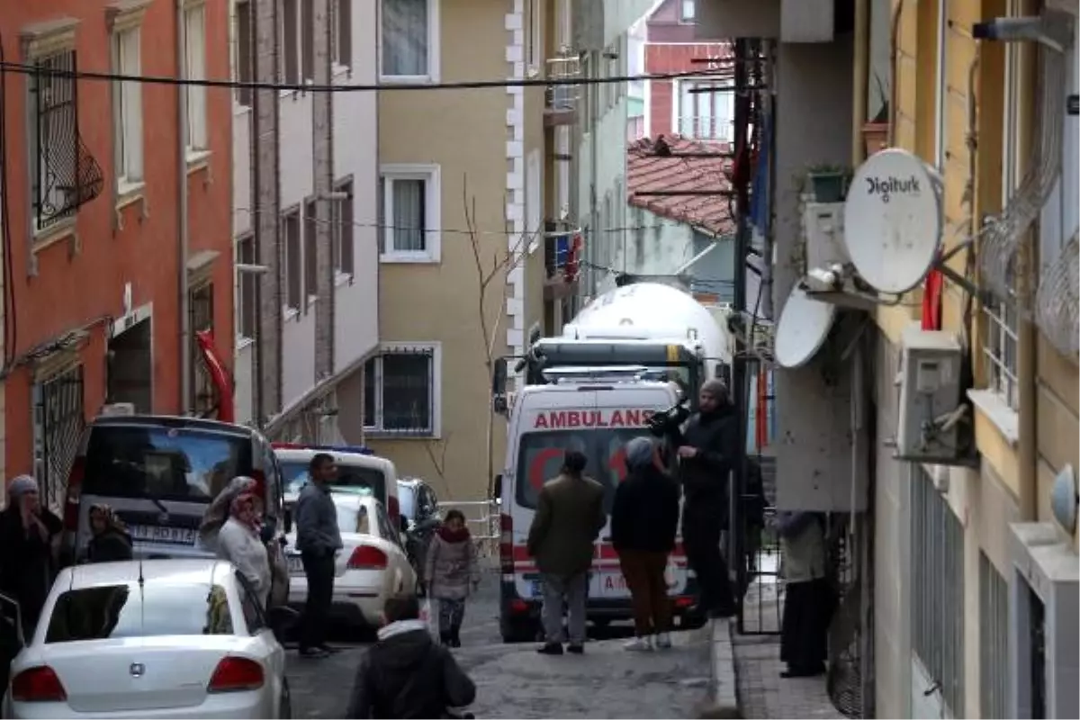 Şişli\'de 6\'ncı Kattan Düşen Kişi Hayatını Kaybetti