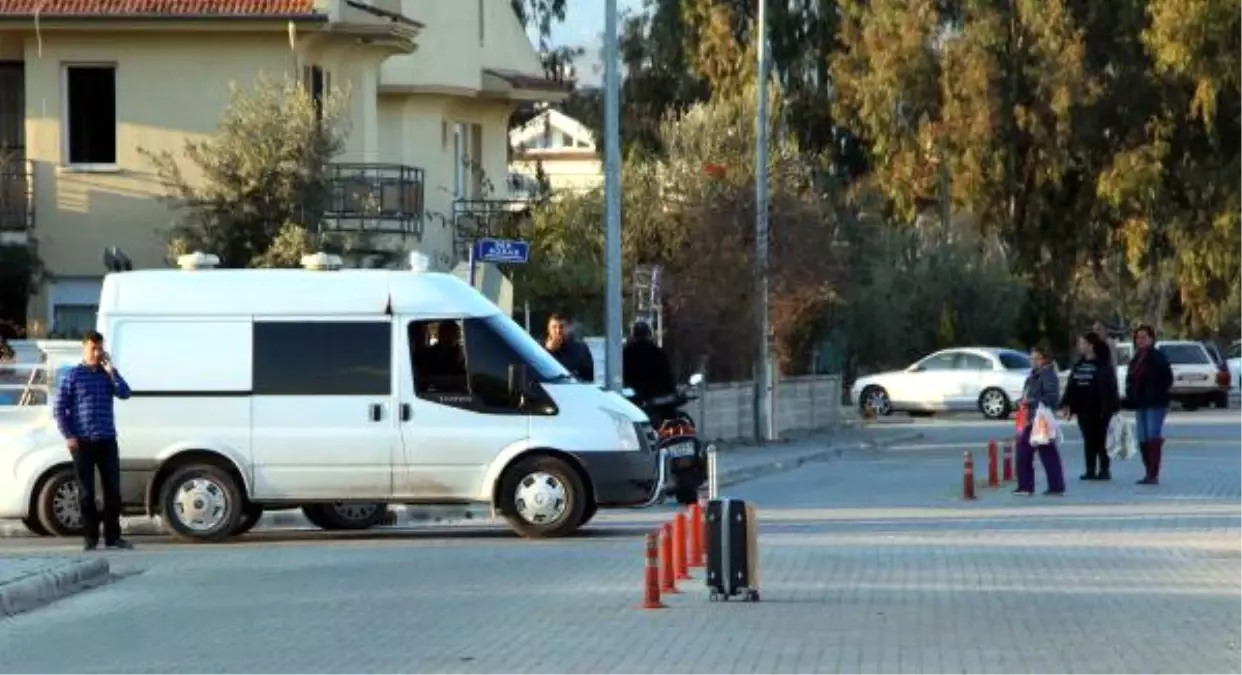 Şüpheli Bavul Fünyeyle Patlatıldı