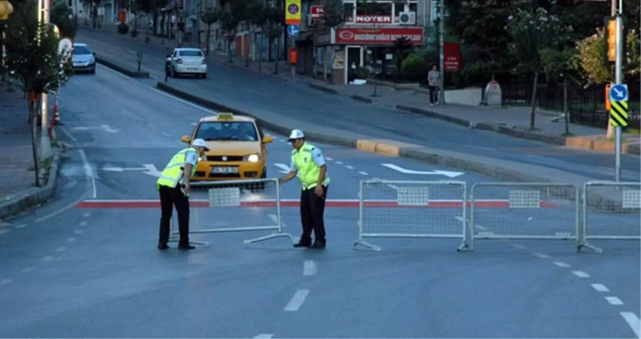 Taksim ve Civarinda 16 Şubat\'a Kadar Bazı Yollar Trafiğe Kapatılacak