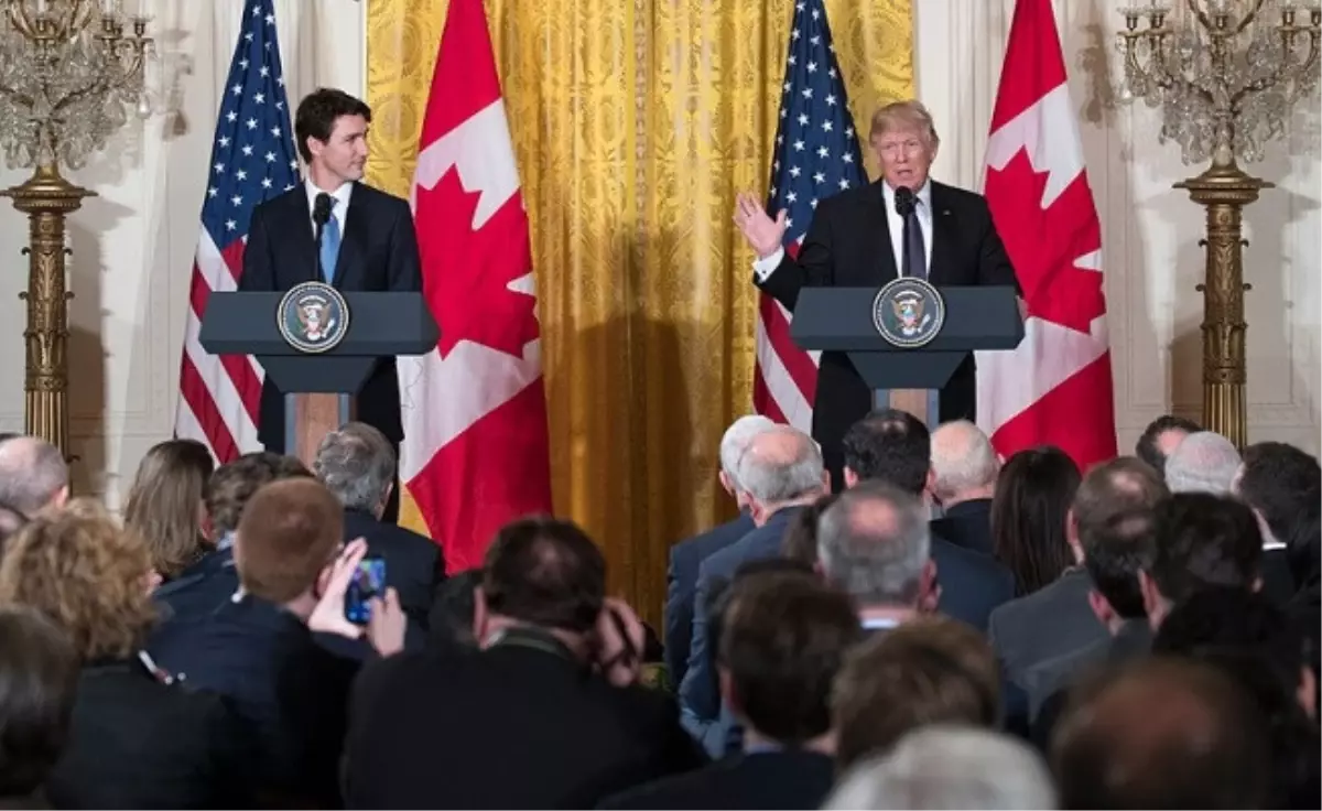 Trump ve Trudeau Basın Toplantısı Düzenledi