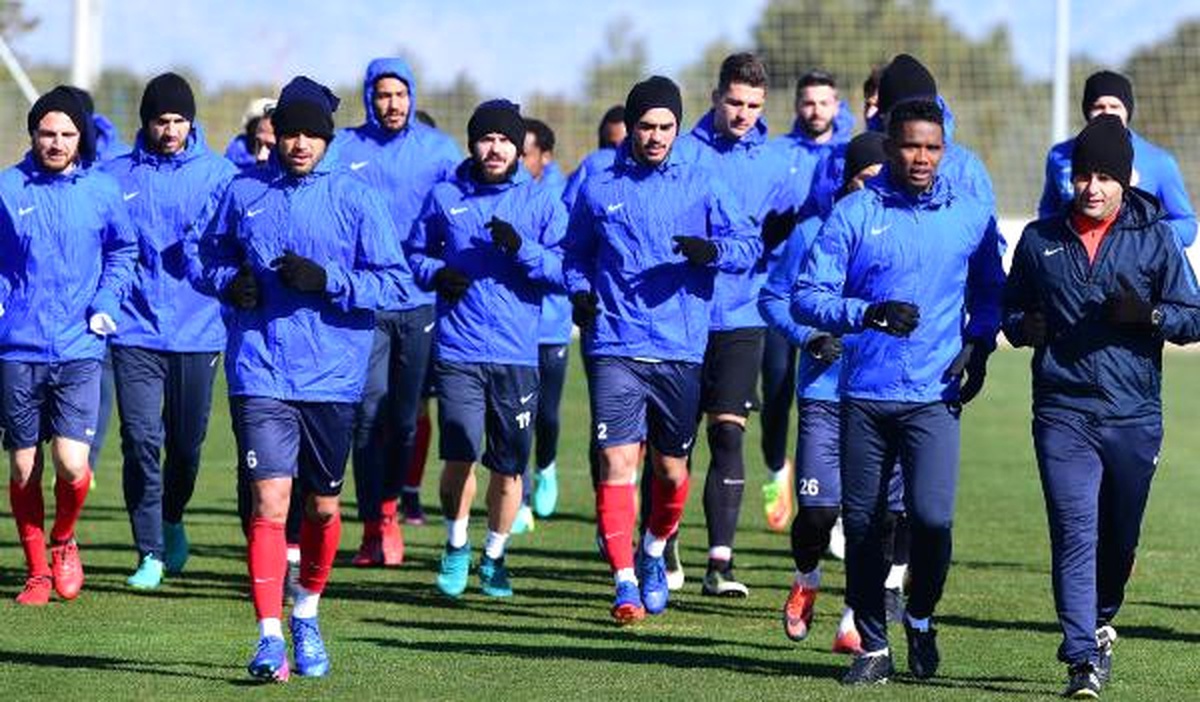 Antalyaspor\'da Kardemir Karabükspor Hazırlığı Sürüyor