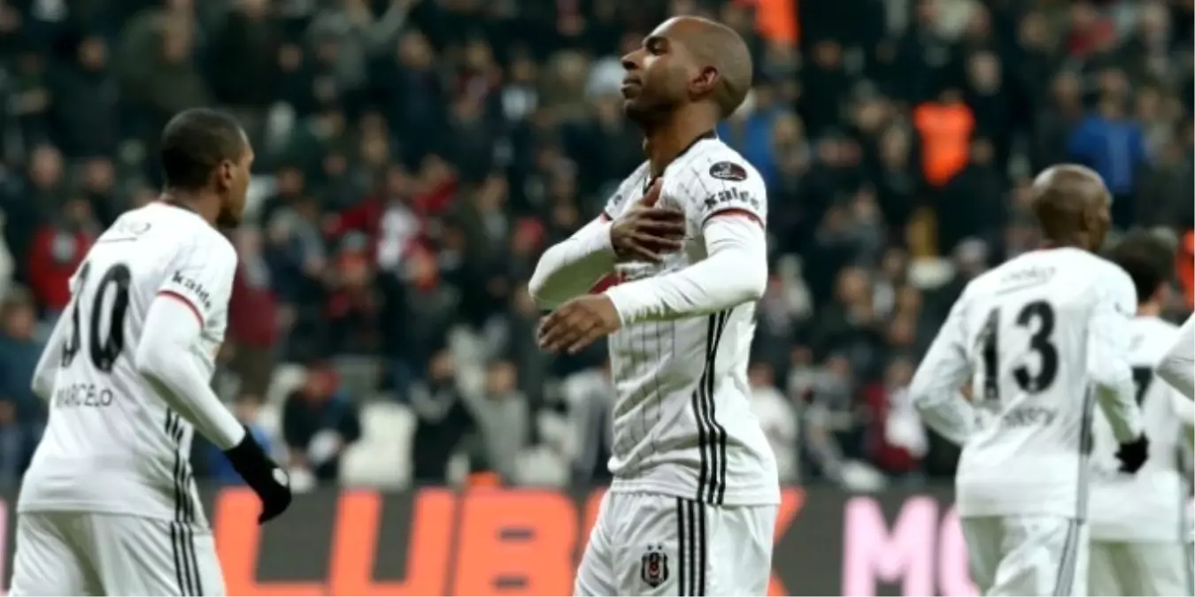 Babel, Beşiktaş\'ı Karıştırdı!