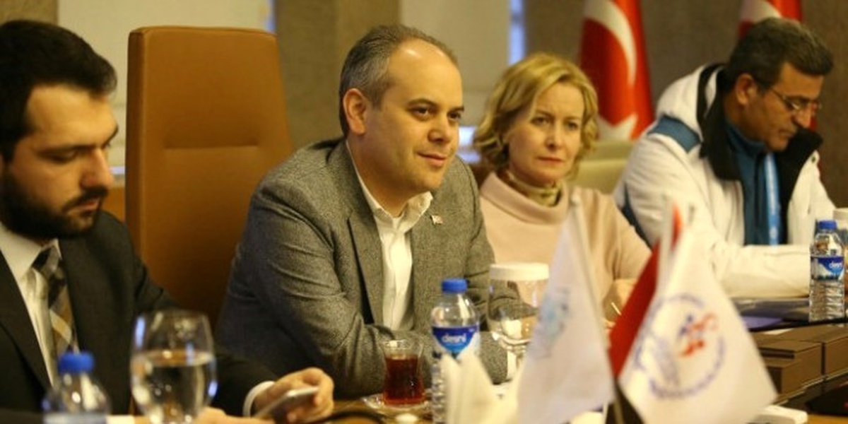 Bakan Kılıç\'tan Milli Sporculara Destek Telefonu