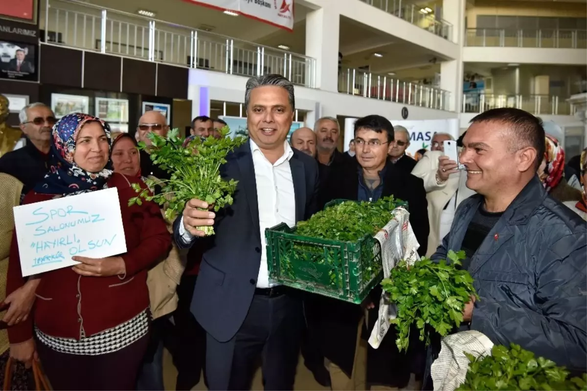 Başkan Uysal, Yenigöl Mahallesi\'nin Kadınlarını Ağırladı