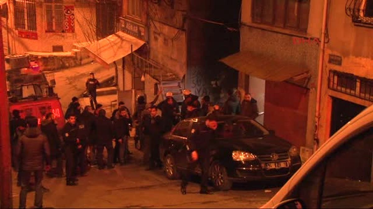 Beyoğlu\'nda Korkutan Patlama