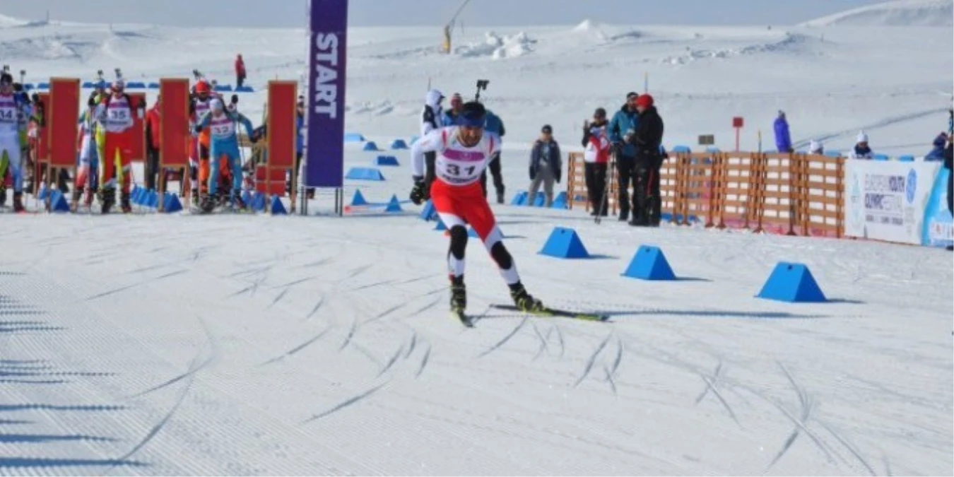 Biatlon Erkekler 10 Kilometrede Altın Madalyayı Fransız Briffaz Kazandı