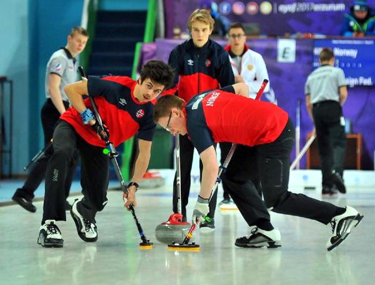 Curling Erkeklerde Slovenya ve Norveç Galip
