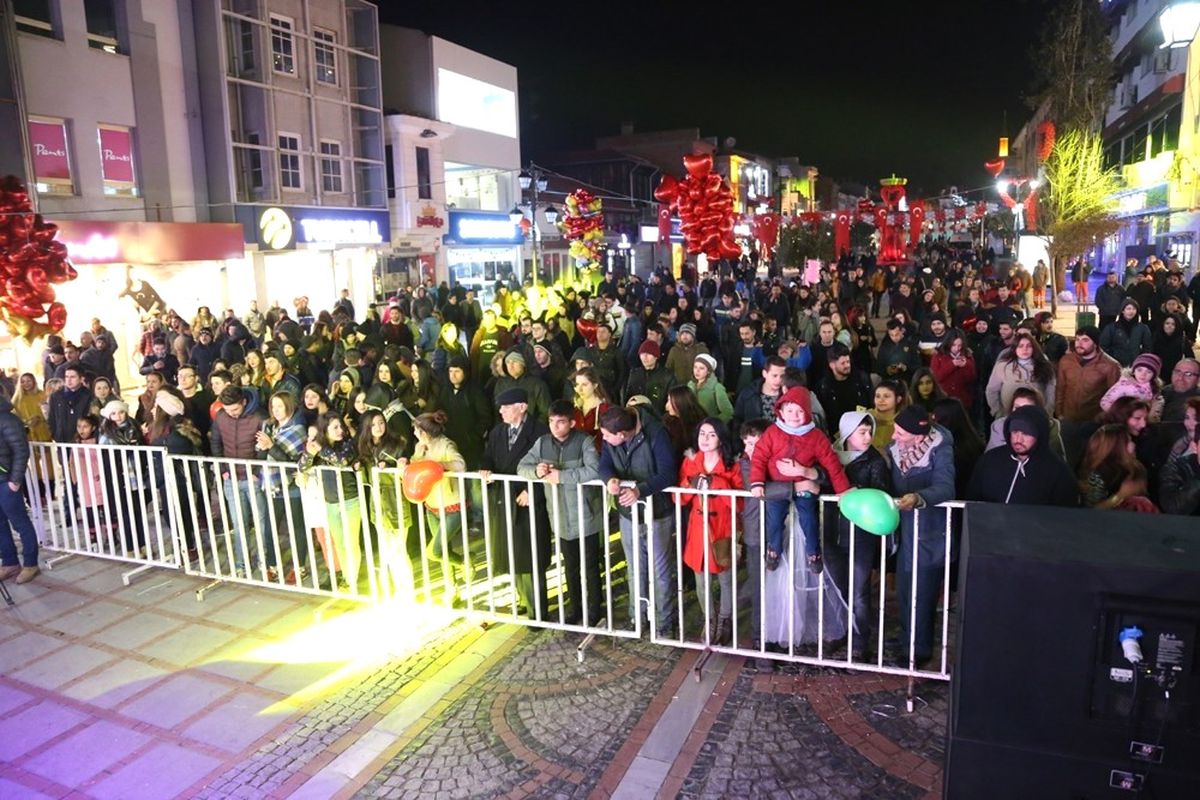 Edirne\'de \'Aşk\' Gecesi