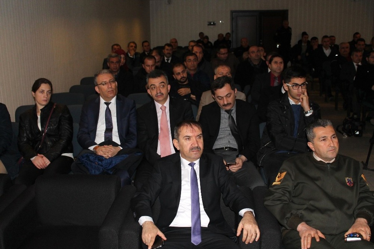 İstanbul\'da "Öğrencilerin Taşıma Güvenliği" Toplantısı Yapıldı