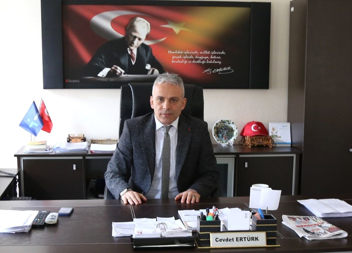 İstihdamın Önündeki Engel: "İş Beğenmemezlik ve Mesleksizlik"