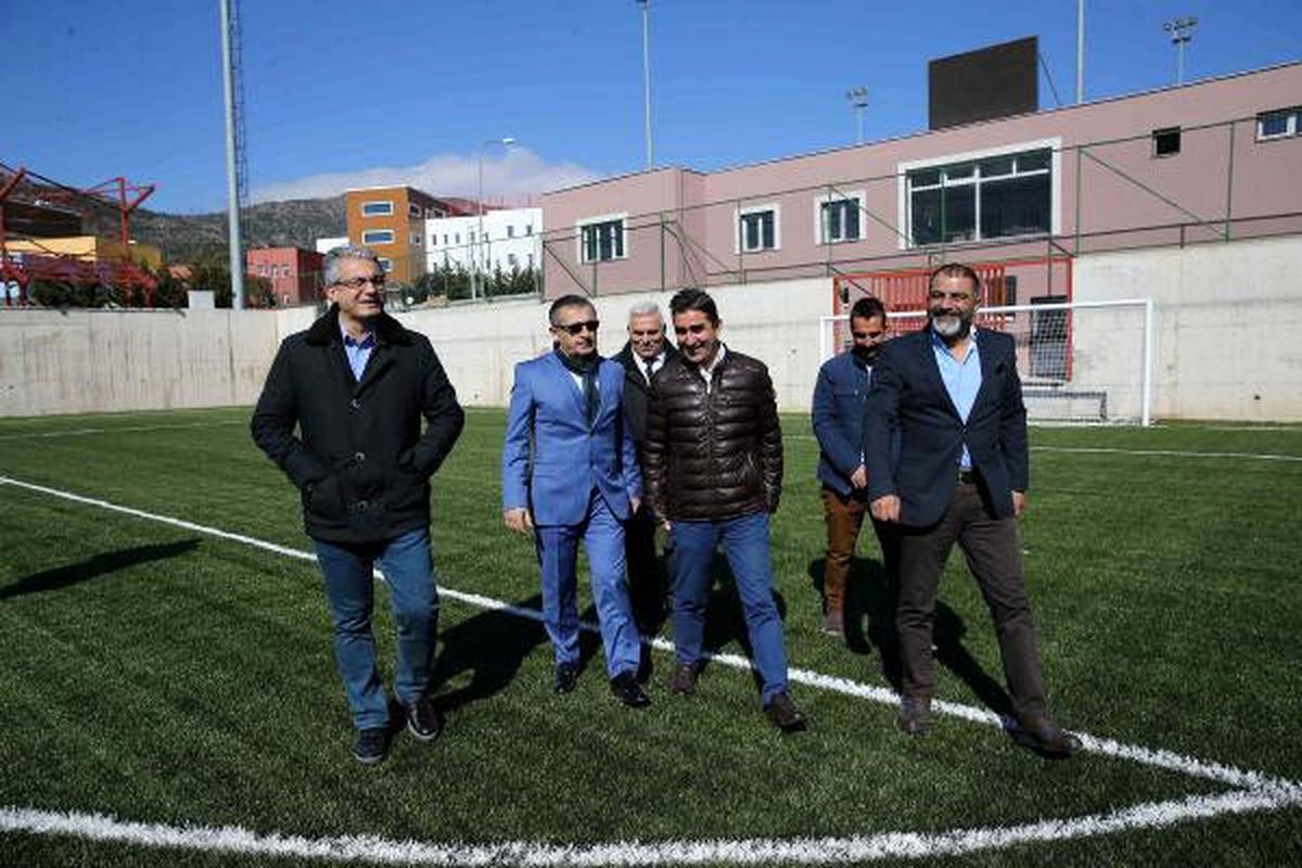 Karşıyaka\'da Amatör Kulüplere Modern Tesis