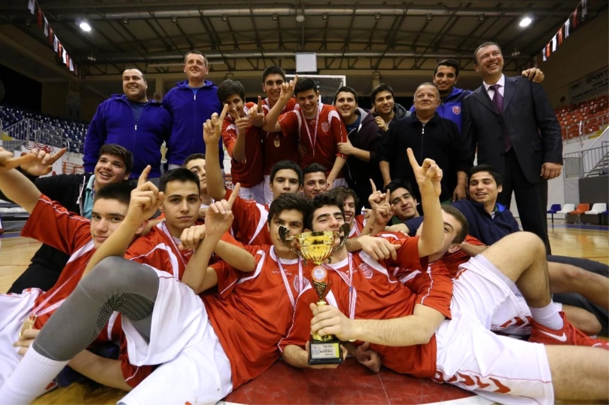 Kepez Belediyespor Antalya Şampiyonu Oldu