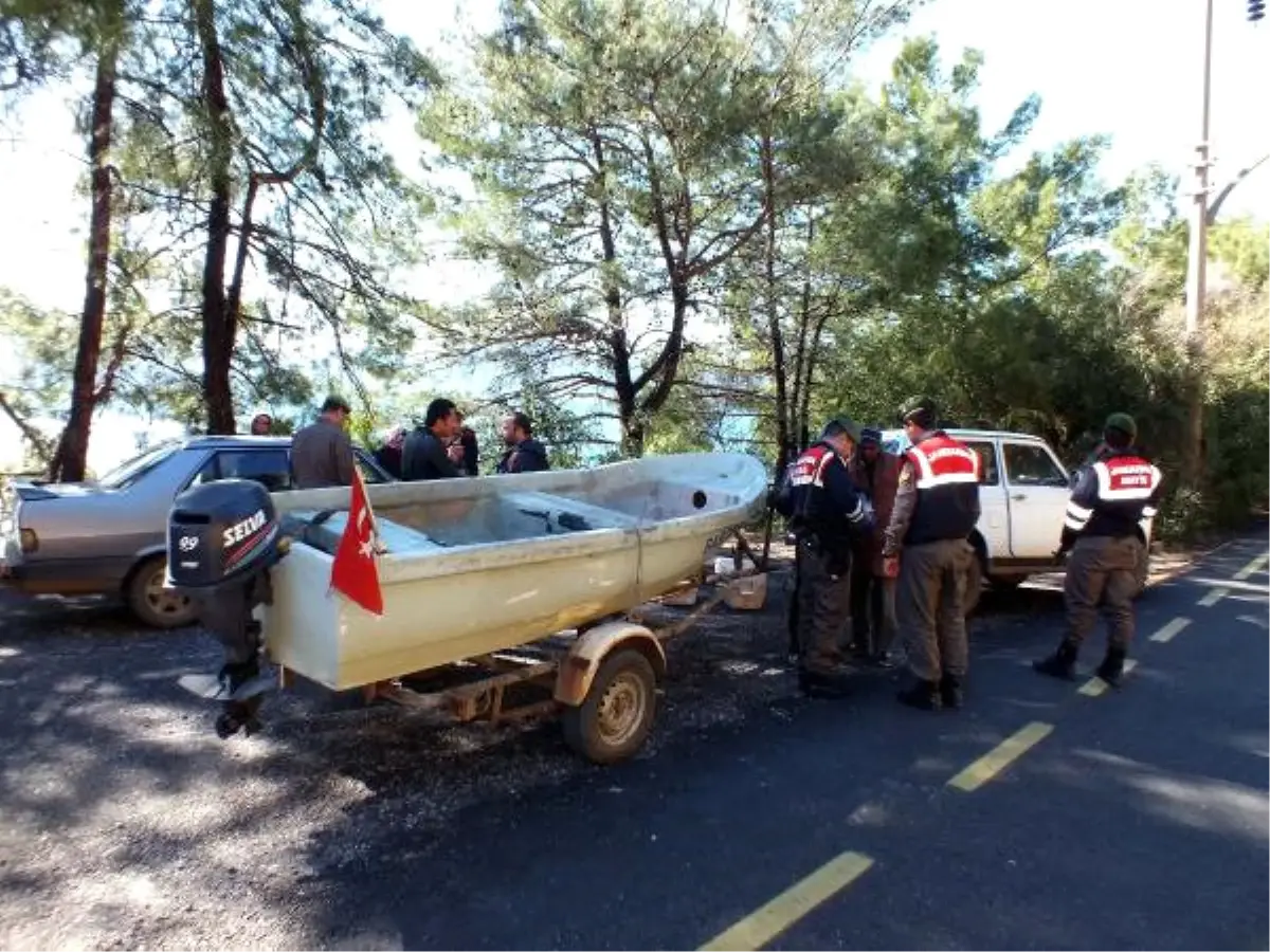 Marmaris\'te Kaçak Ahtapot Avcılığına Para Cezası