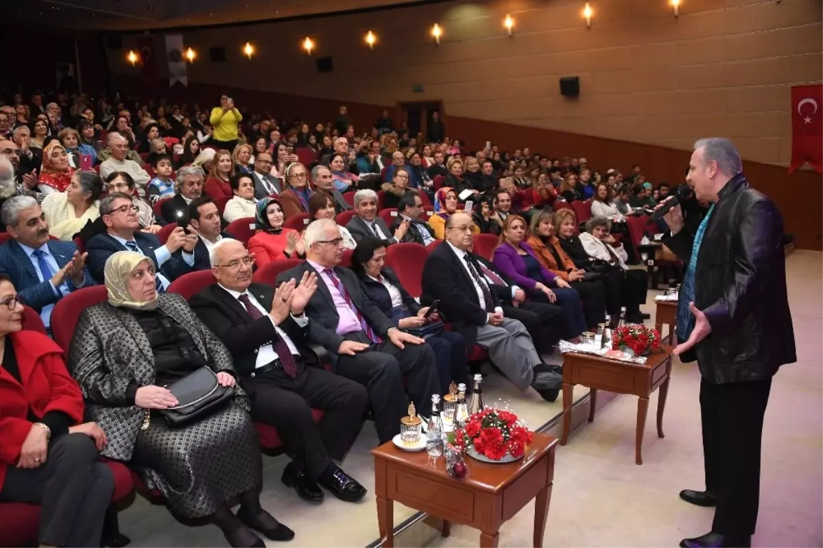 Mersin Büyükşehir\'den Sevgililer Günü\'nde Romantik Şarkılar Konseri