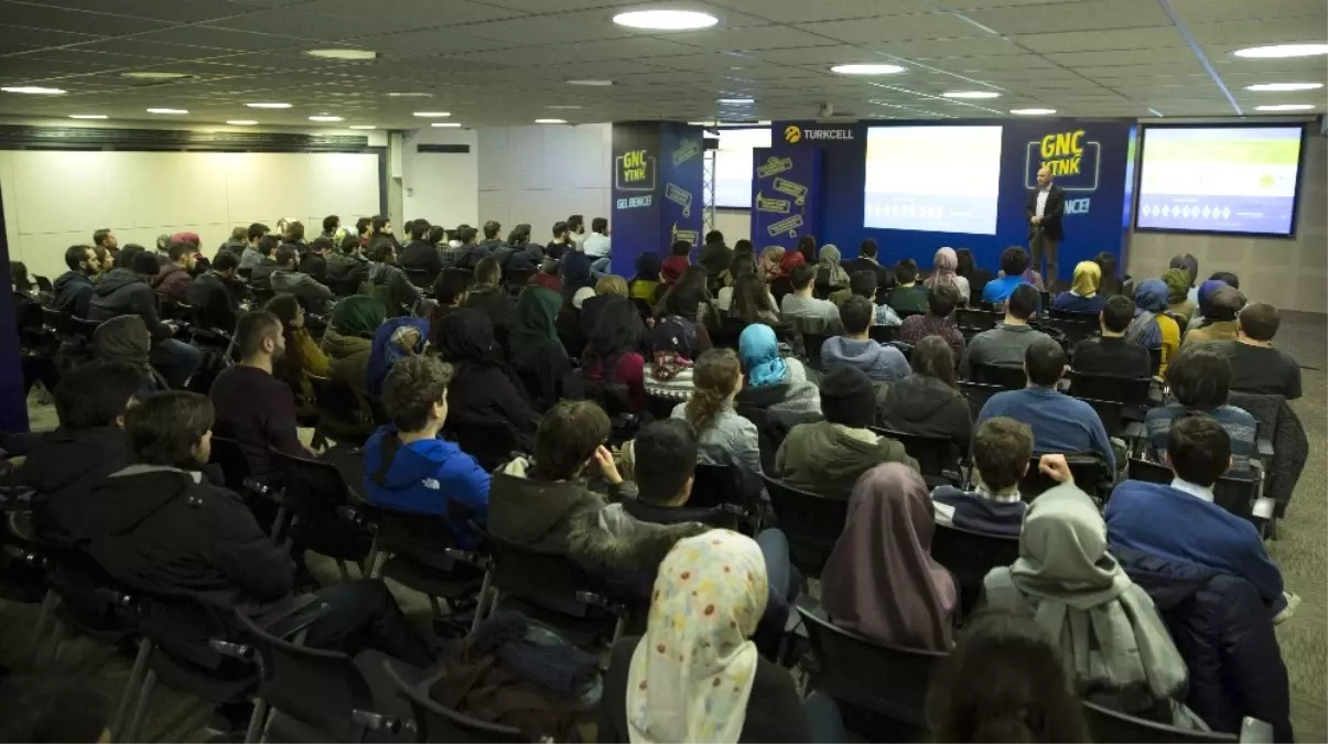 Turkcell, İstanbul Şehir Üniversitesi Öğrencileriyle Bir Araya Geldi