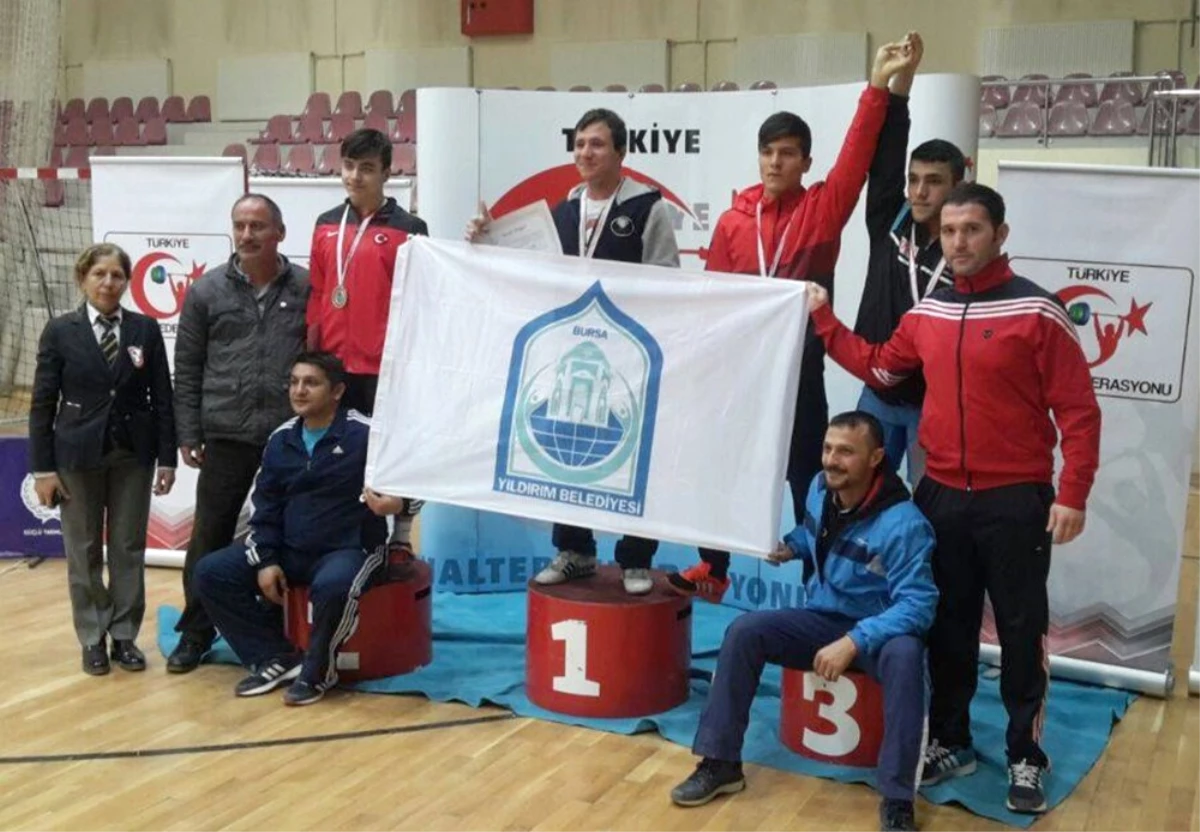 Yıldırımlı Halterciden Türkiye Şampiyonluğu