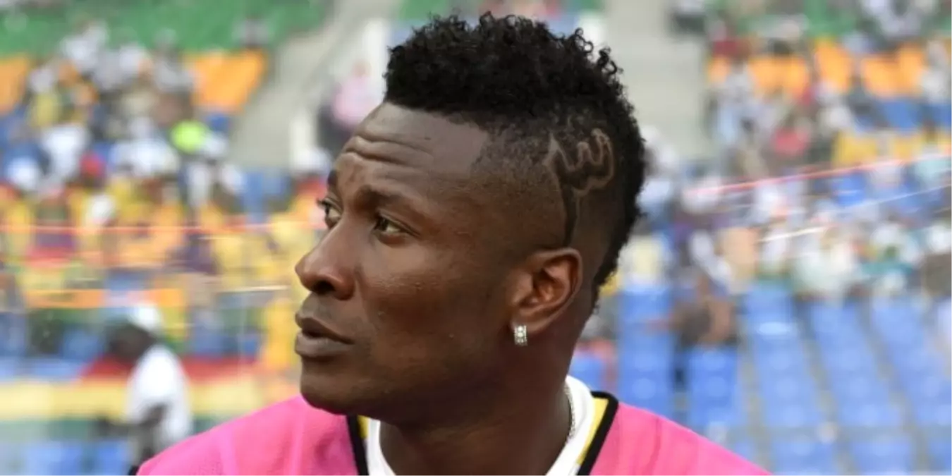 Asamoah Gyan\'a İlginç Ceza