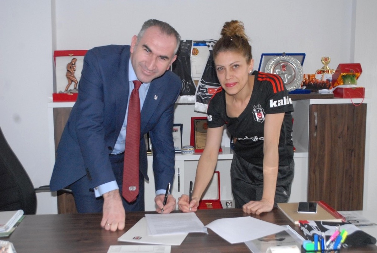 Beşiktaş Afyon Basketbol Akademisi 6-15 Yaşındaki Çocukları Bekliyor