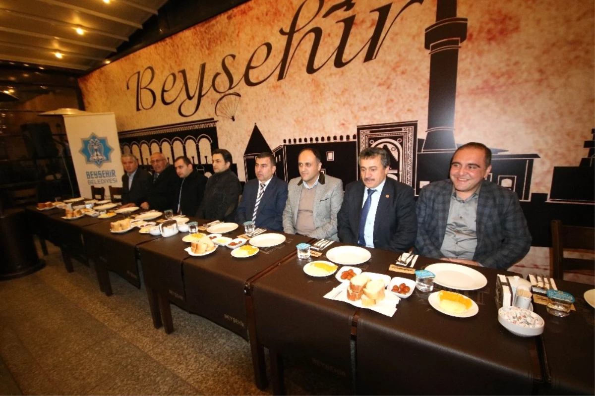 Beyşehir\'de, 4 İlçenin İdareci ve Muhtarları Bir Araya Geldi