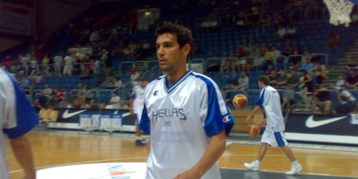 Brose Bamberg Zisis\'in Sözleşmesini Uzattı