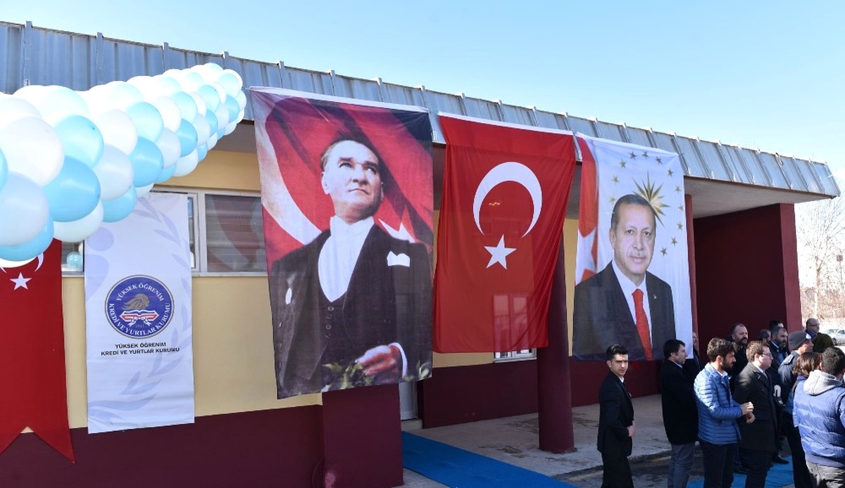Büyükşehir\'in Eğitim Yatırımlarından Kyk Esmek Açıldı