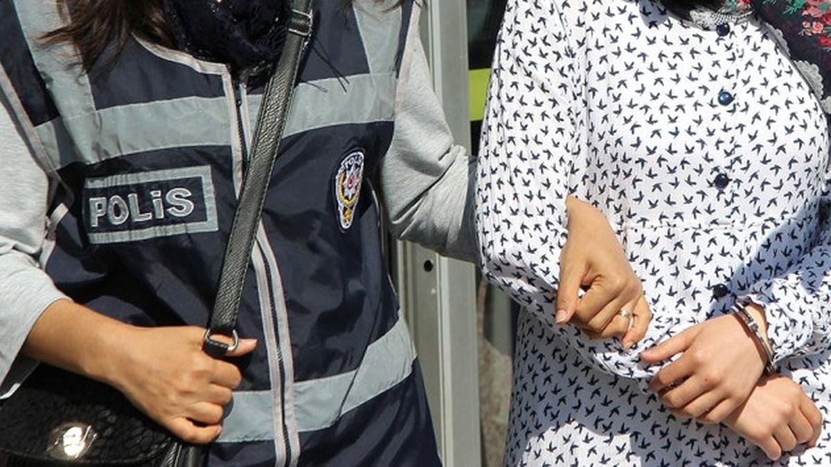 Denizli\'de 8 Fetö "Ablası" Tutuklandı