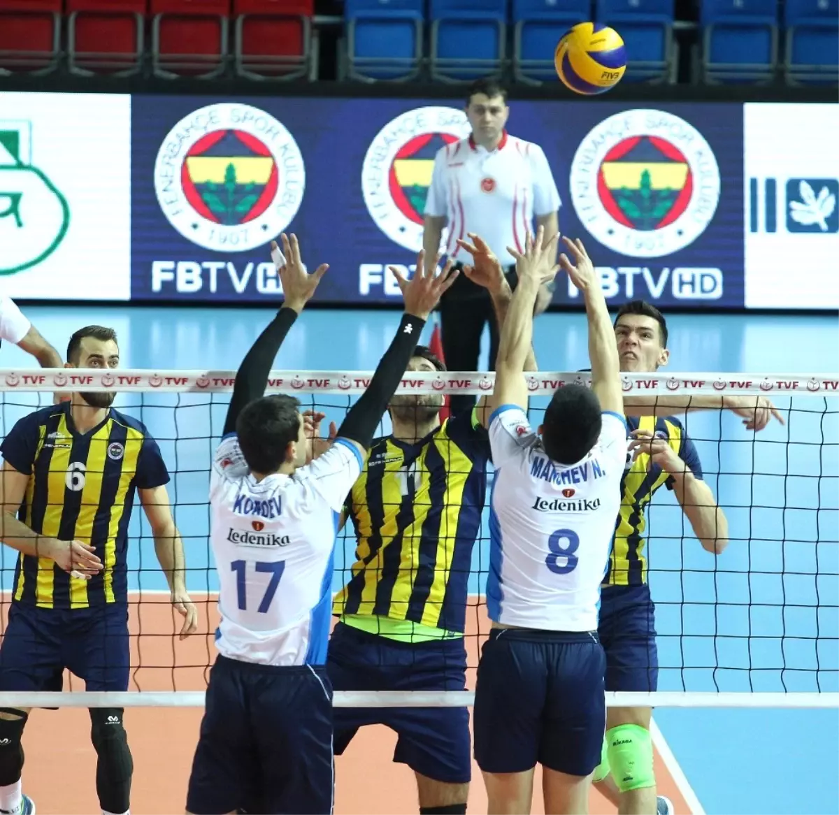 Fenerbahçe, Cev Cup\'ta Çeyrek Finale Yükseldi