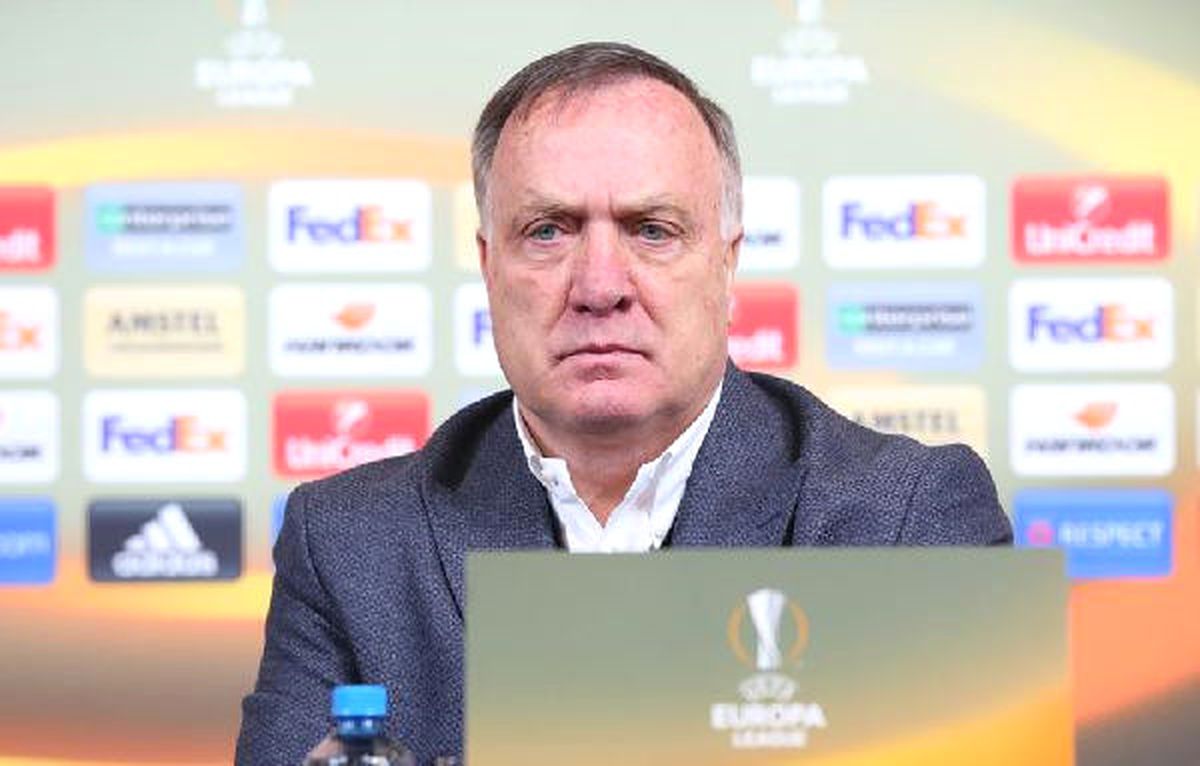 Fenerbahçe Teknik Direktörü Advocaat: "Sonuçtan Kesinlikle Memnun Değilim"