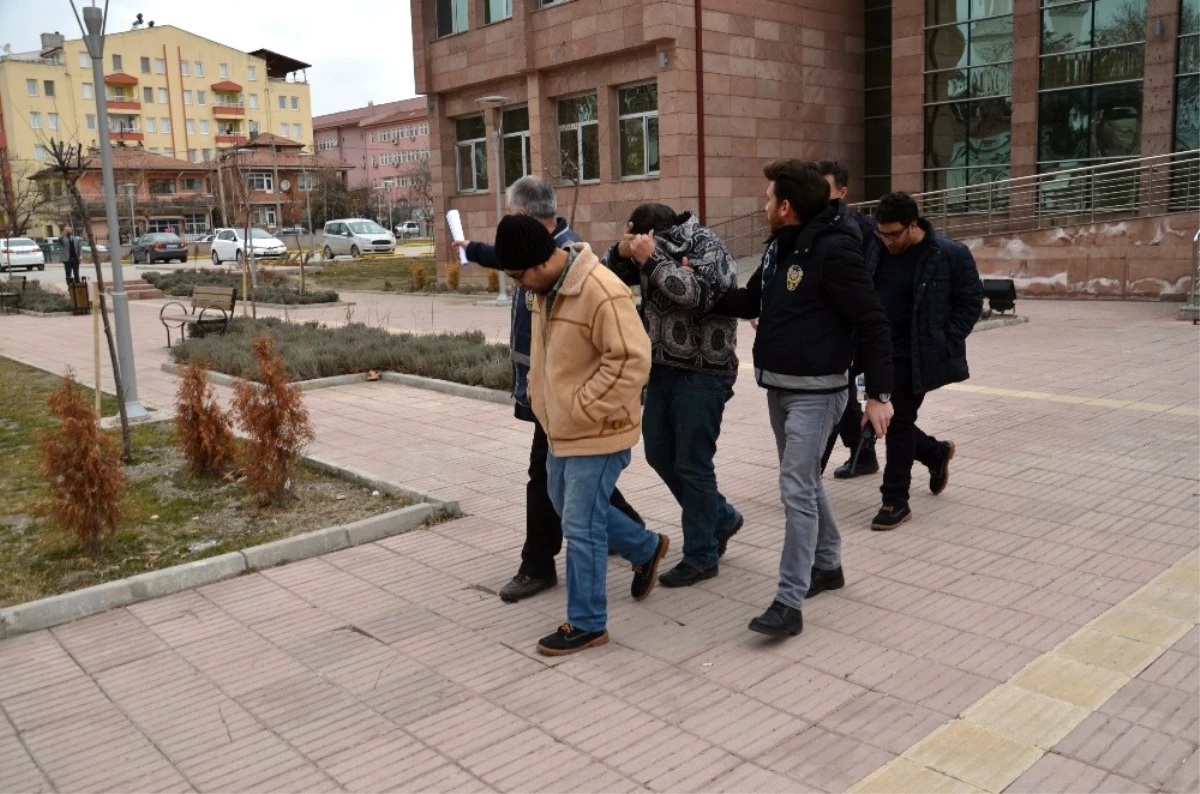 İranlı Dolandırıcılar Osmancık Polisinden Kaçamadı