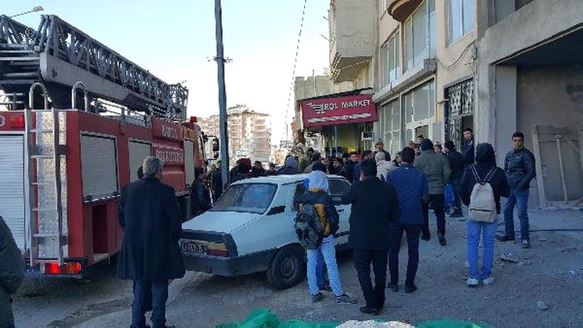 İşşiz Gencin İntihar Girişimini Emniyet Müdür Yardımcısı Engelledi