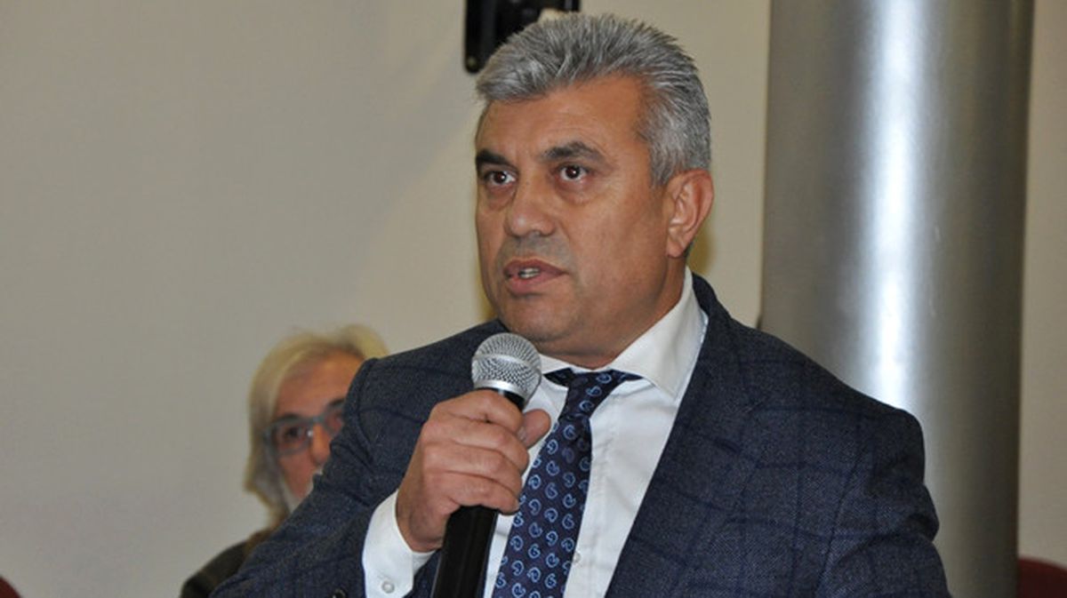 Karşıyaka\'daki Tramvay Projesi