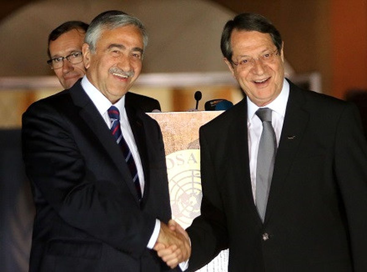 Kıbrıs Müzakerelerinde Rum Yönetimi Başkanı Anastasiadis Toplantıyı Terk Etti