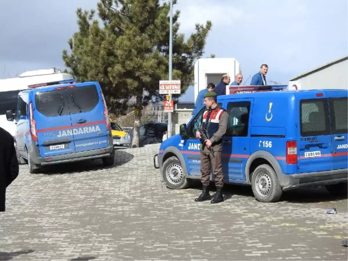 Tartışmada Vurulan Baba Öldü, Oğlu Ağır Yaralı