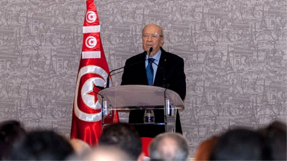 Tunus\'ta Olağanüstü Hal Üç Ay Daha Uzatıldı
