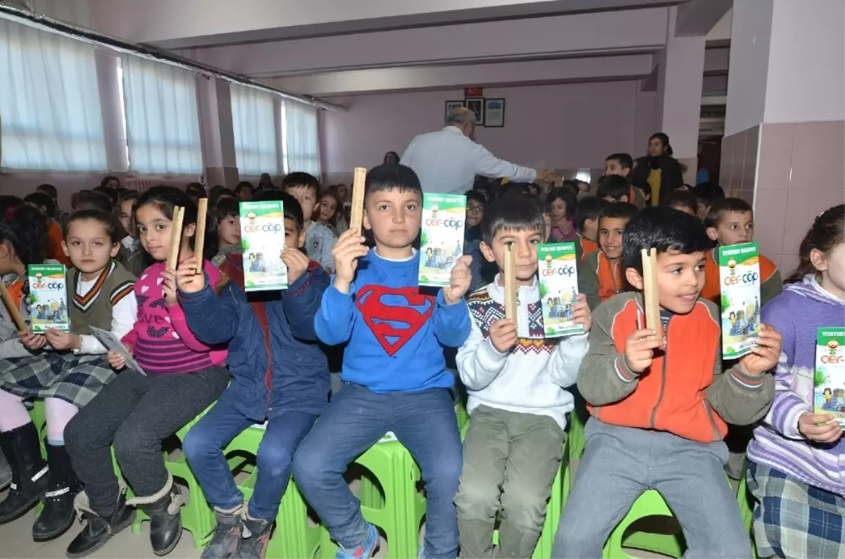 Yeşilyurt Belediyesi Çevre Bilinci Üzerine Okullarda Eğitimler Düzenliyor