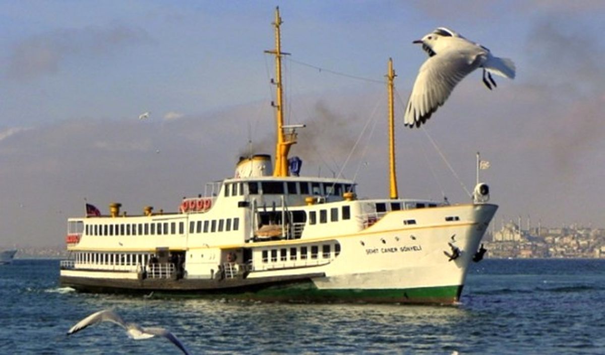 Yolcu Vapuru İnternetten Satılıyor