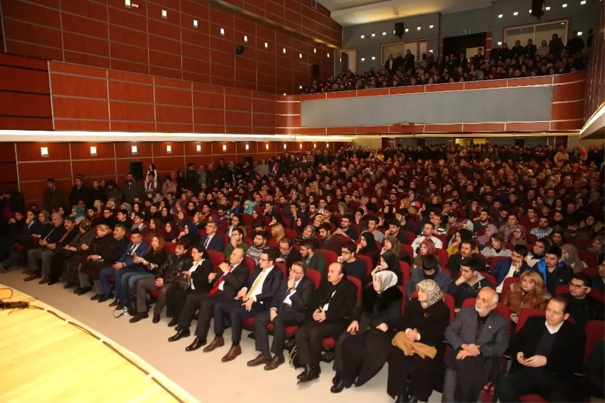 15 Temmuz Türkiye\'ye Ölüm Vuruşuydu"