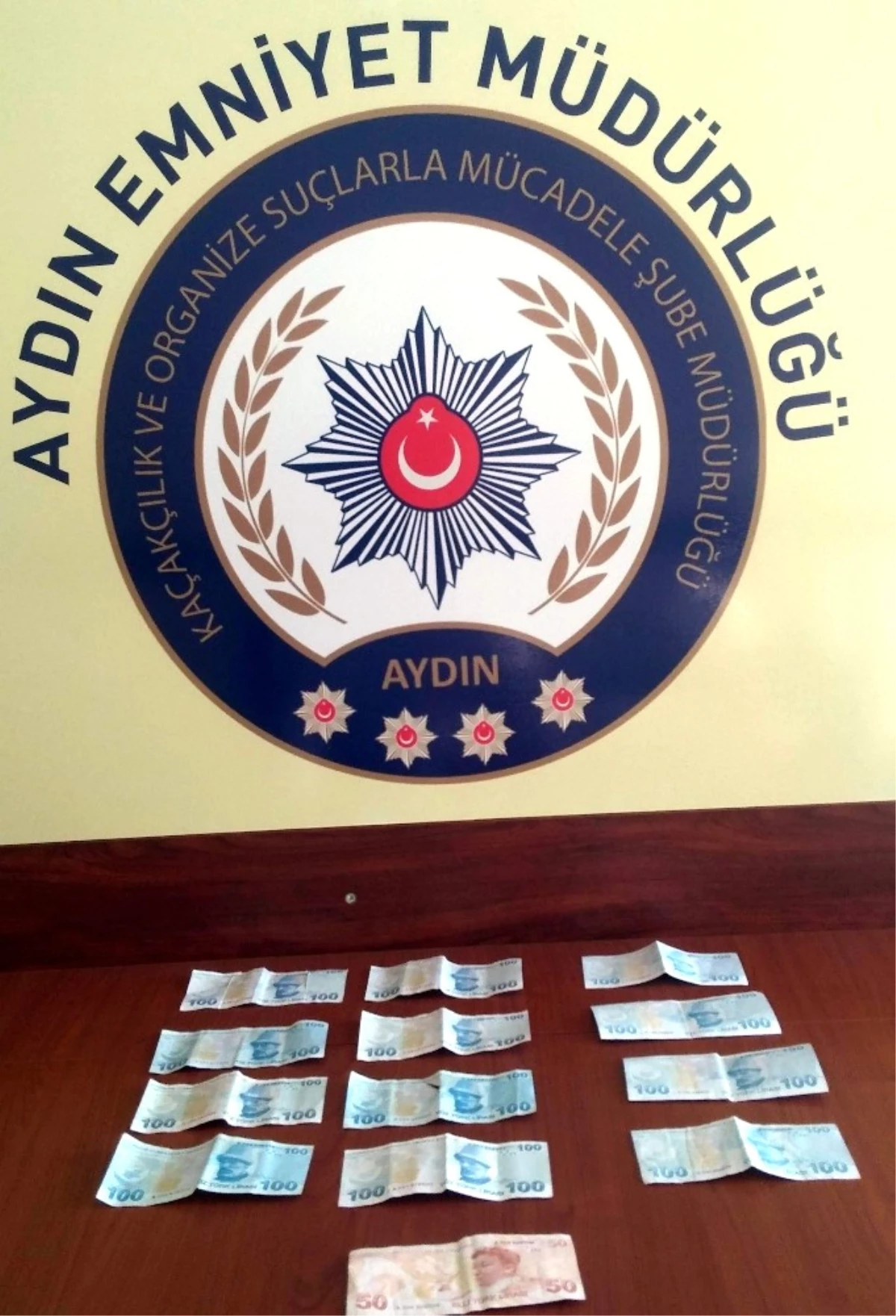 Aydın\'da Piyasaya Sahte Para Sürmeye Çalışan 5 Kişi Yakalandı