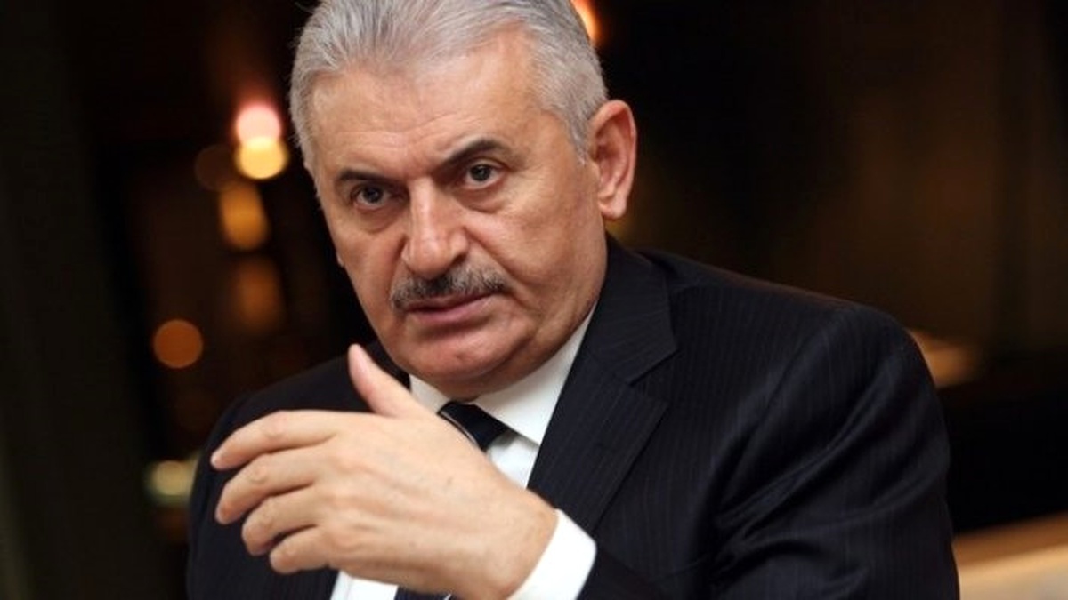 Başbakan Yıldırım 1. Ordu Komutanlığı\'nı Ziyaret Etti