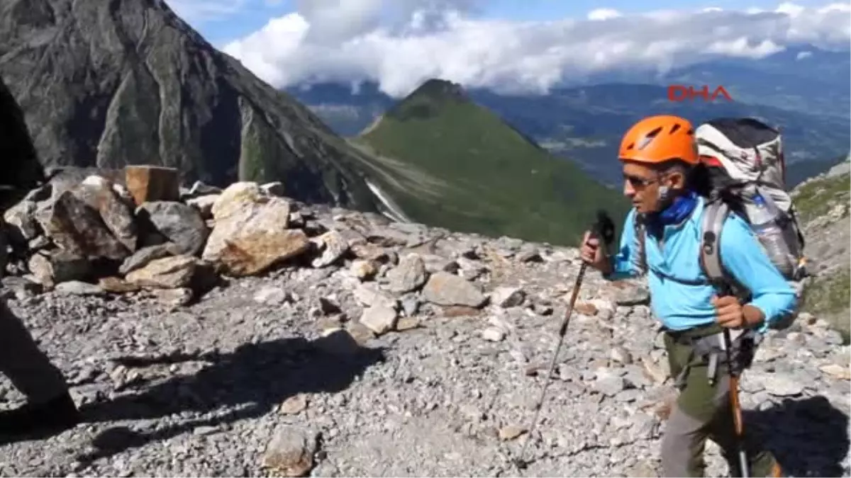 Bursalı Görme Engelli Necdet, \'5 Maraton 5 Zirve? Projesinin Finalinde