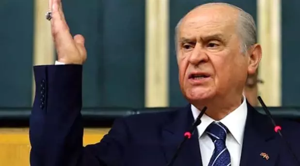 Her Seye Hayir Diyen Bahceli Capsleri Foto Galeri