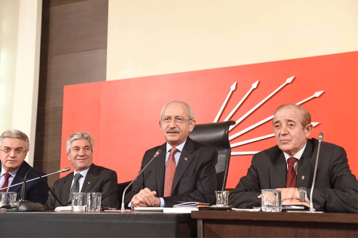 Kılıçdaroğlu, Hayır Platformu Üyeleriyle Biraraya Geldi