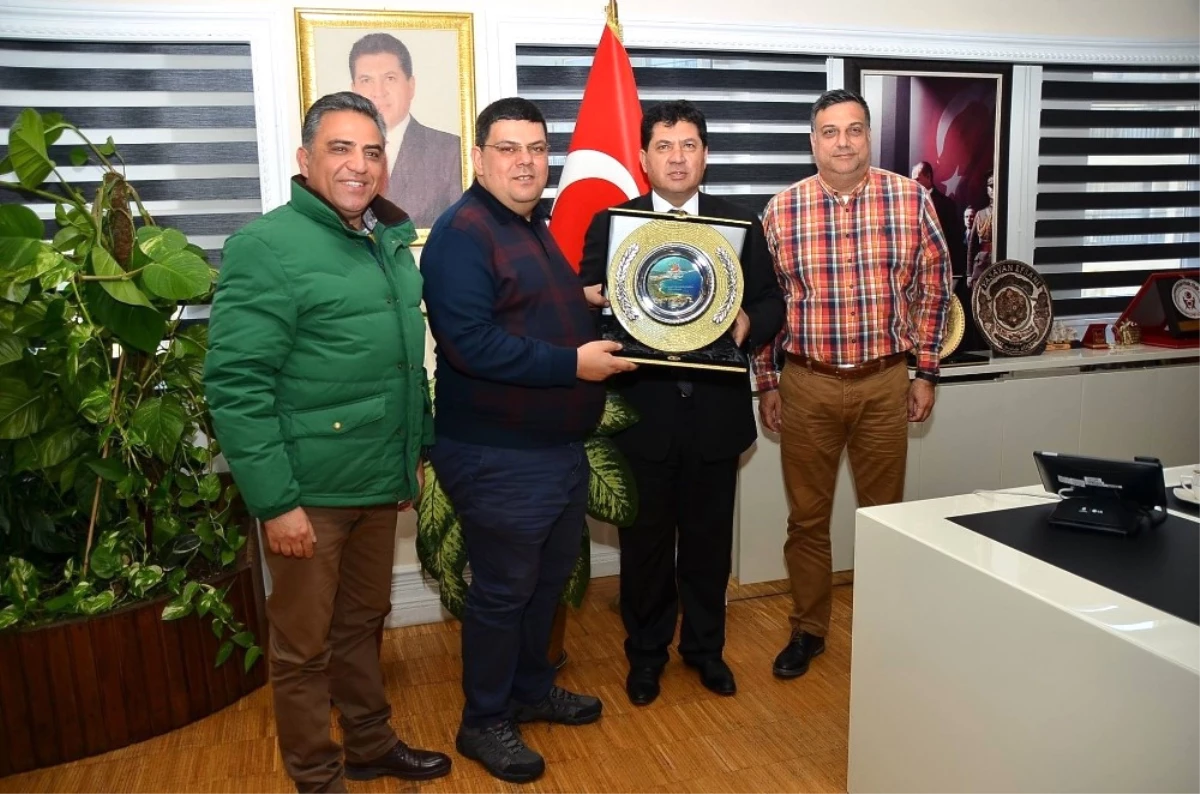 KKTC Milli Eğitim Bakanı Berova, Antalya\'da